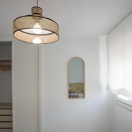 Luxury Free Parking Apartment